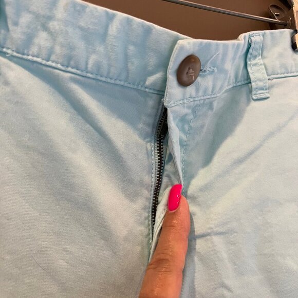 Women's Khaki's by Gap Sea foam Green, 4" shorts, Size 10 - Picture 3 of 8
